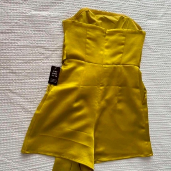 Romper - Picture 2 of 3